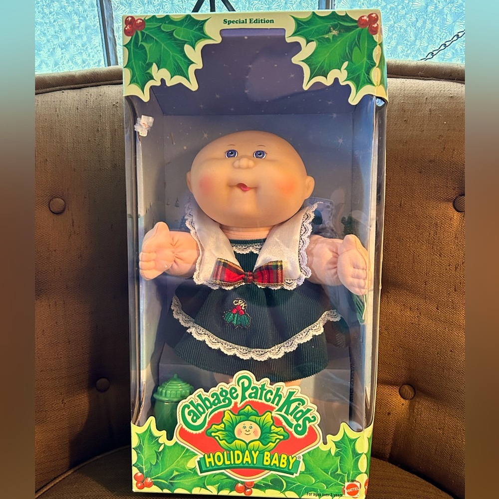 NIB Vintage Cabbage Patch Kids Holiday Baby SpecialEdition 1997 Roxanne Isabelle